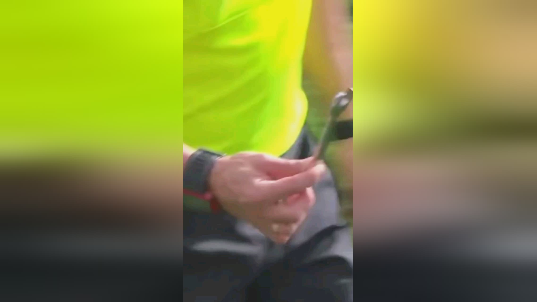 接拷问了