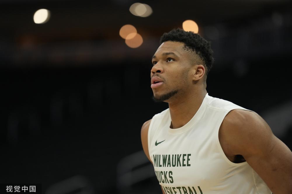 与传奇中场 与传奇中场