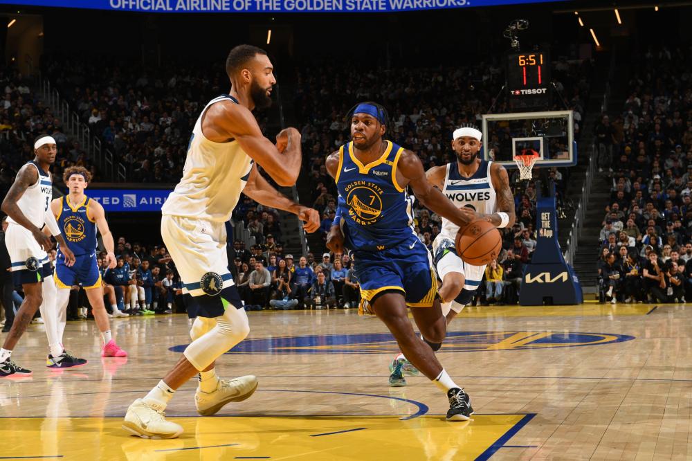 三后卫体系 三后卫体系