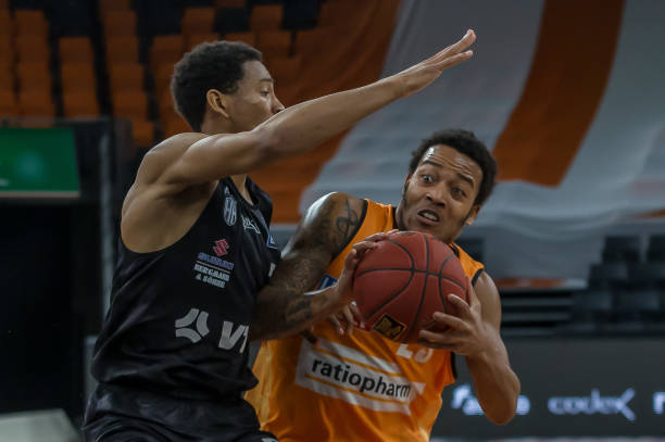 可观转会费 可观转会费